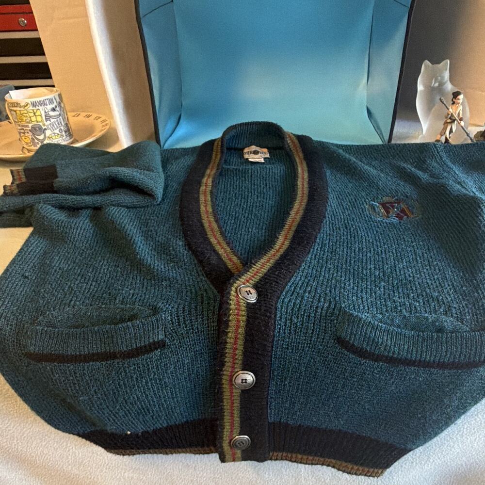Introspect Men's M Teal Chunky Knit Button Front V-Neck Cardigan Pockets Crest
